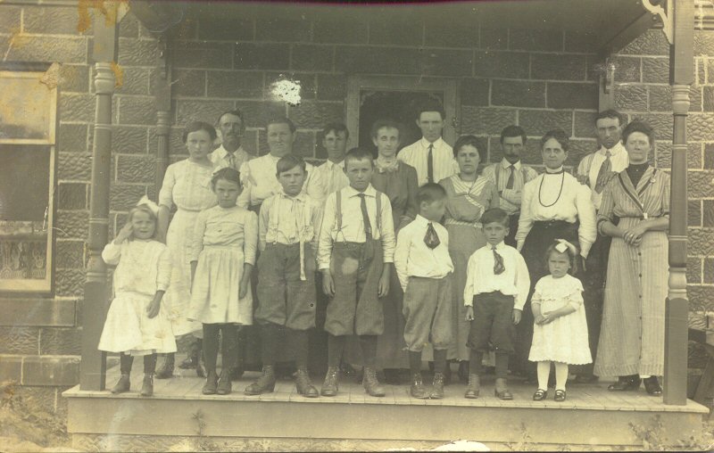 George Fry's family, along with Hub and Flora Ethel Fry Young; James Earl, Cora Fry McLelland, William D. Fry