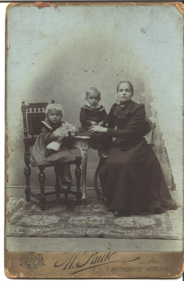 Mary Czernek and daughters Josephine and Mary